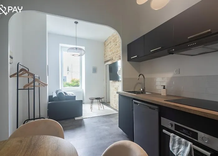 And Chill - Hammam & Videoprojecteur * Luçon